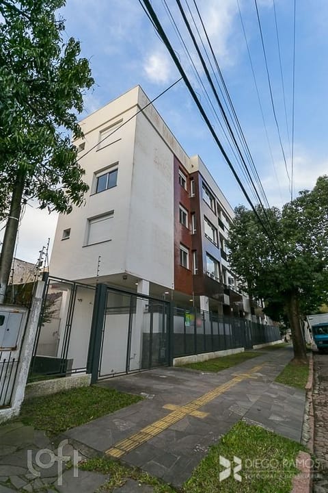 Image 20 - 236157